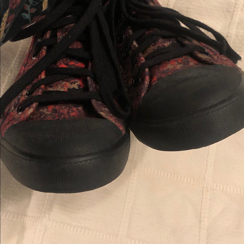 Alexander McQueen Puma High Top Sneakers - Picture 9 of 10